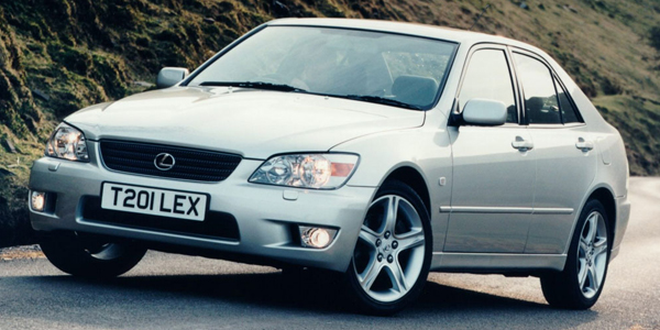 XE10 (1999-2005)