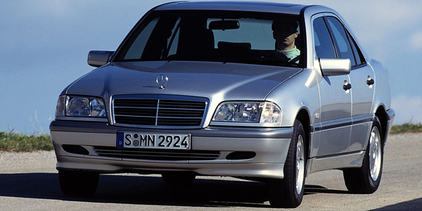 W202, S202 (1993-1997)