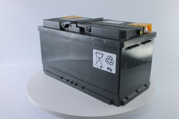 Аккумулятор Аком Reactor 100 обр пол