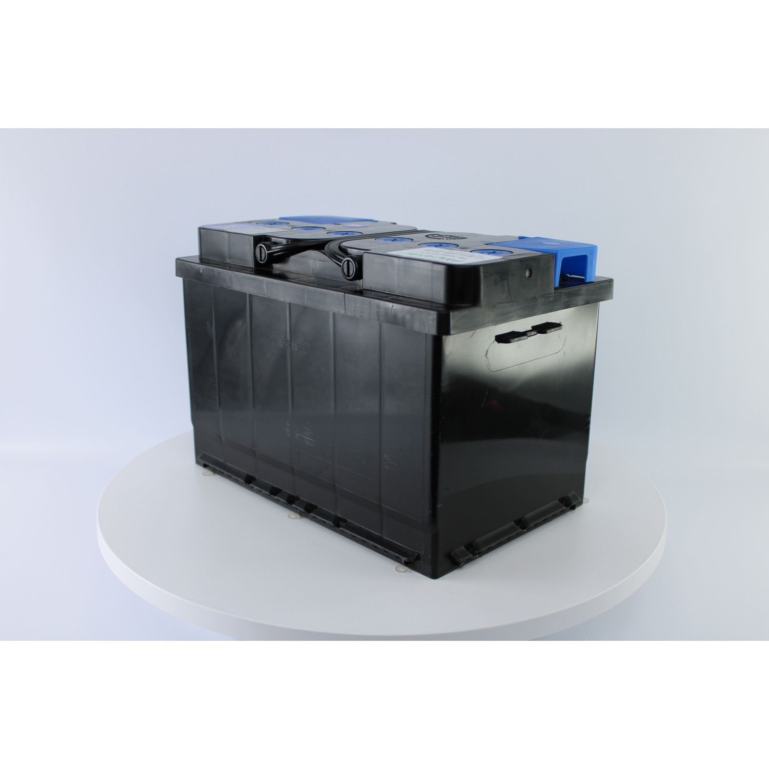 Тюмень Премиум 77 ач прям. пол., 77 Ач, прямая полярность, 275x175x190 мм, 640 Ампер — купить в Санкт-Петербурге