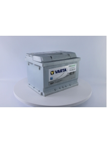 Аккумулятор Varta Silver 61 Ач 561 400 060 D21 в Спб