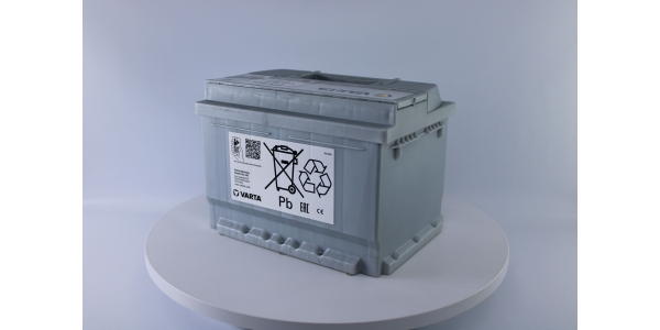 Аккумулятор Varta Silver 61e 561 400 060 D21